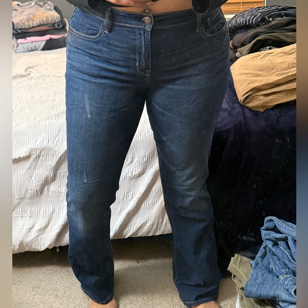 Old Navy Medium Blue Flare Jeans - Picture 8 of 9